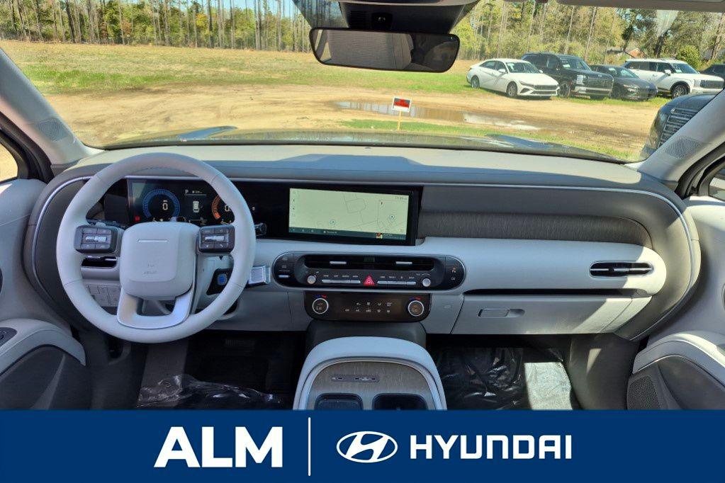 New 2026 Black HYUNDAI SE FWD image 22