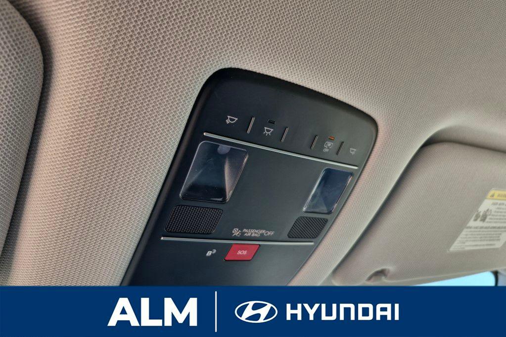 New 2026 Black HYUNDAI SE FWD image 33