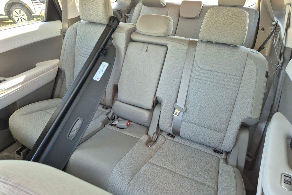 2026 Hyundai Palisade SE - Photo 14