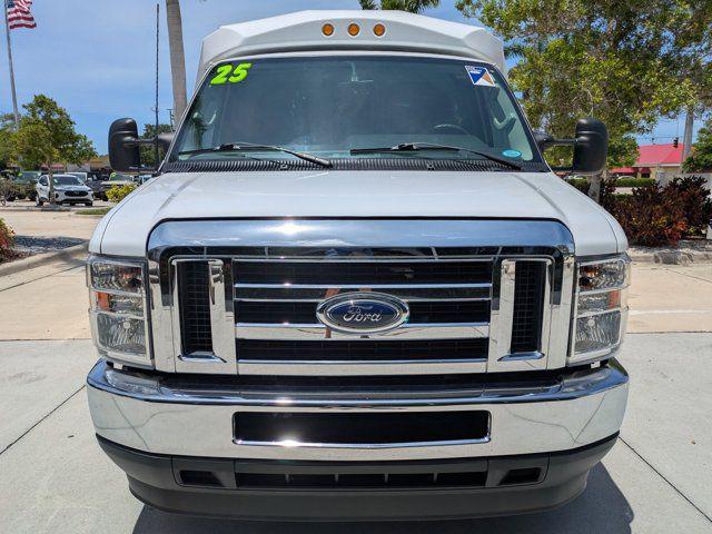 2025 Ford E-350 Cutaway Base