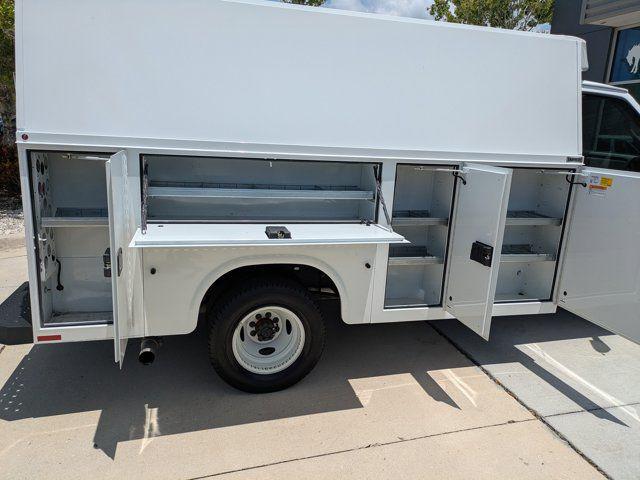 2025 Ford E-350 Cutaway Base