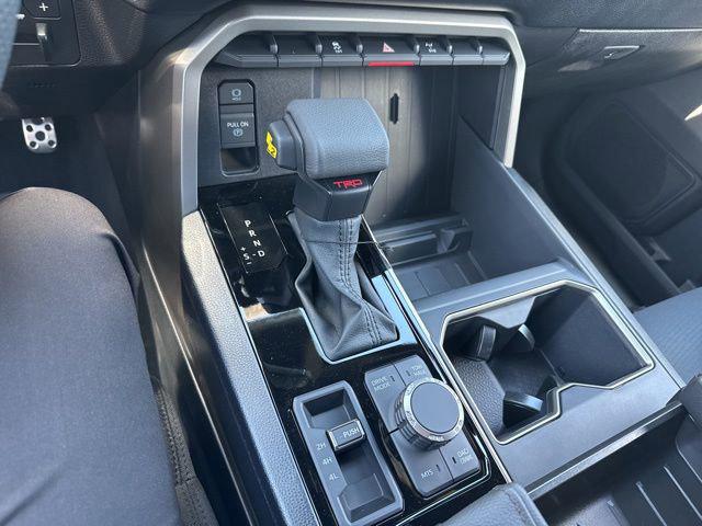 2026 Toyota Tundra SR5 CrewMax 5.5' Bed