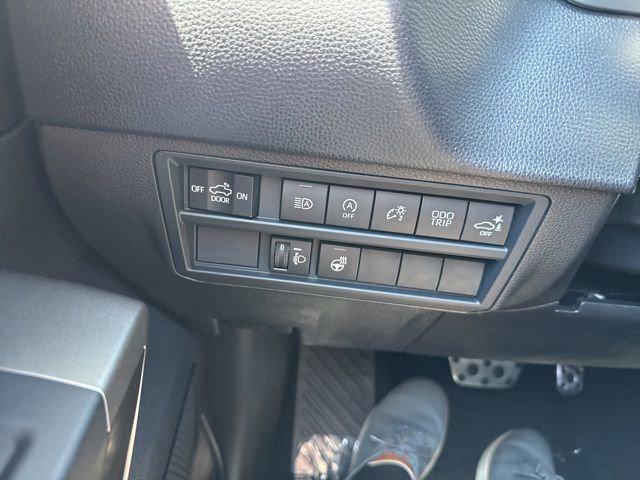 2026 Toyota Tundra SR5 CrewMax 5.5' Bed