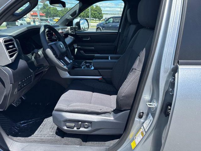 2026 Toyota Tundra SR5 CrewMax 5.5' Bed