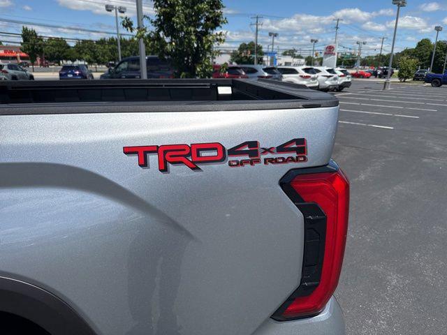 2026 Toyota Tundra SR5 CrewMax 5.5' Bed