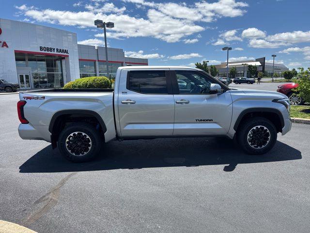 2026 Toyota Tundra SR5 CrewMax 5.5' Bed