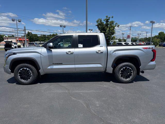 2026 Toyota Tundra SR5 CrewMax 5.5' Bed