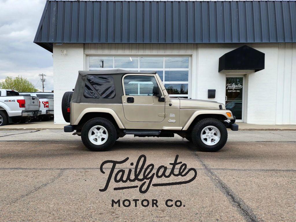 2004 Jeep Wrangler Sahara's photo
