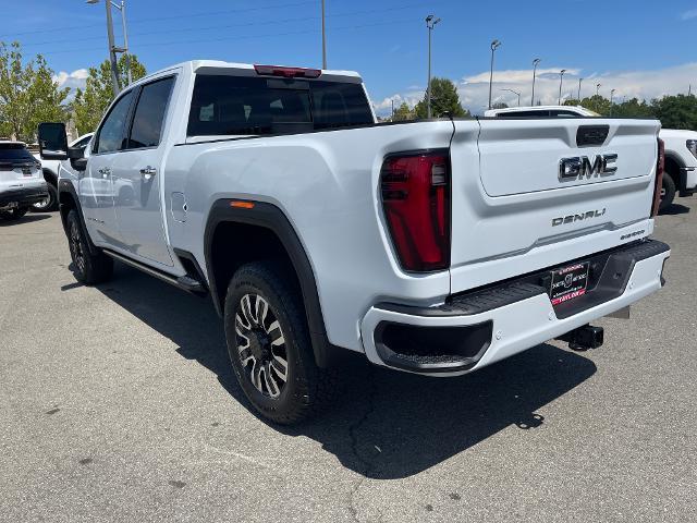 2026 GMC Sierra 2500HD Crew Cab, Standard Bed, Denali Ultimate, 4WD