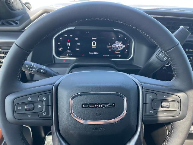 2026 GMC Sierra 2500HD Crew Cab, Standard Bed, Denali Ultimate, 4WD