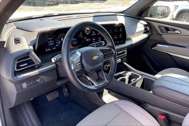 2025 Chevrolet Traverse AWD LT