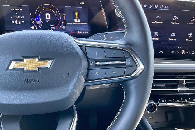 2025 Chevrolet Traverse AWD LT