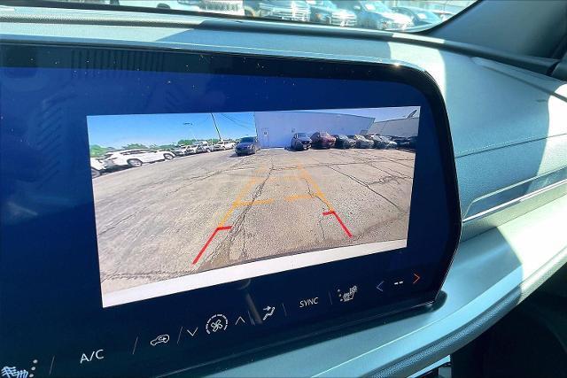 2025 Chevrolet Traverse AWD LT