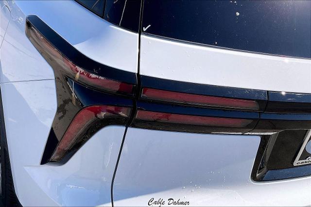 2025 Chevrolet Traverse AWD LT
