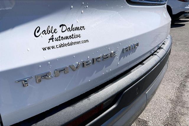 2025 Chevrolet Traverse AWD LT