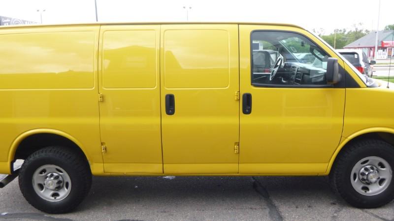 2020 Chevrolet Express Cargo Van RWD 2500 Regular Wheelbase WT