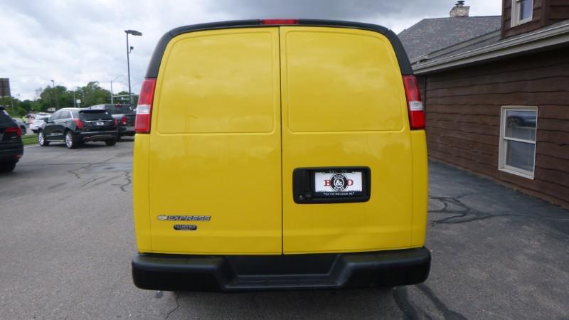 2020 Chevrolet Express Cargo Van RWD 2500 Regular Wheelbase WT