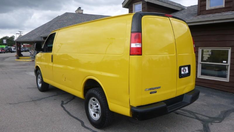 2020 Chevrolet Express Cargo Van RWD 2500 Regular Wheelbase WT