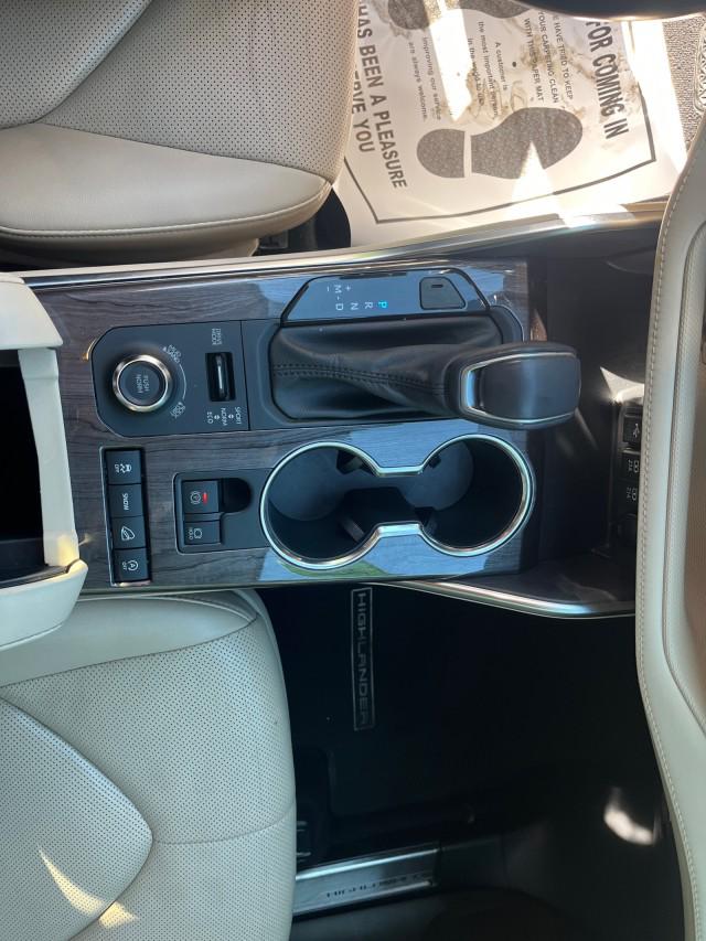 2021 Toyota Highlander Platinum