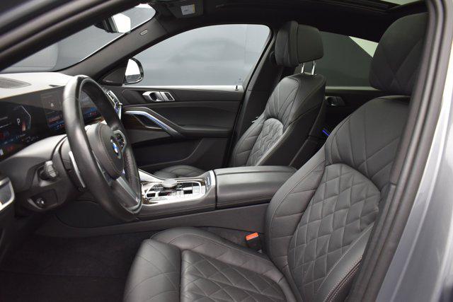 2025 BMW X6 xDrive40i