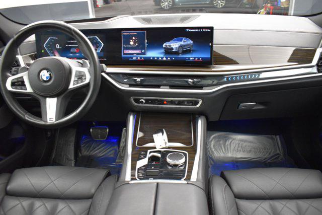 2025 BMW X6 xDrive40i