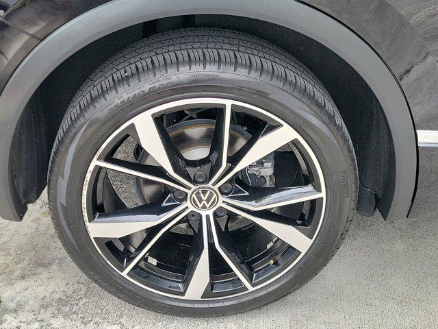 2024 Volkswagen Tiguan 2.0T SEL R-Line