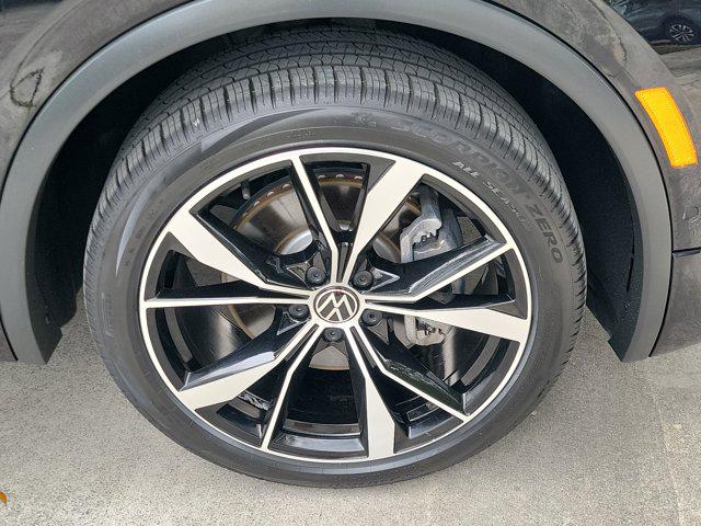 2024 Volkswagen Tiguan 2.0T SEL R-Line