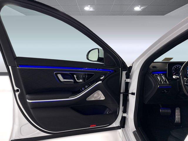 2026 Mercedes-Benz S 580e 4MATIC