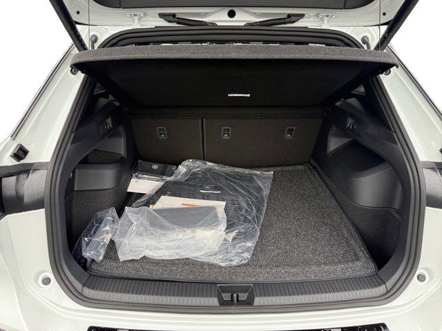 2026 Volkswagen Tiguan SEL R-Line Turbo