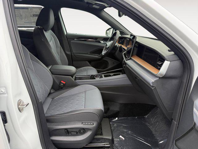 2026 Volkswagen Tiguan SEL R-Line Turbo