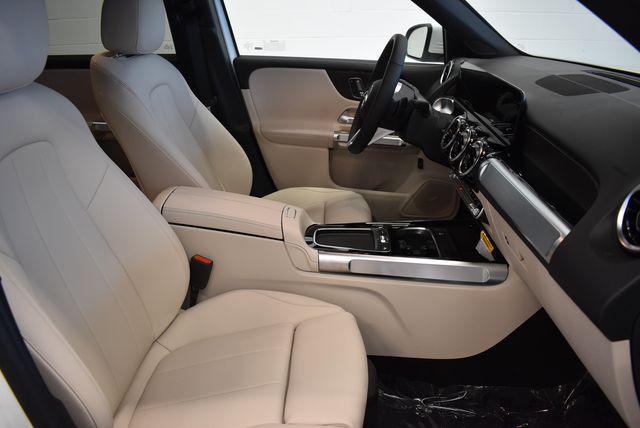 2026 Mercedes-Benz GLB 4MATIC