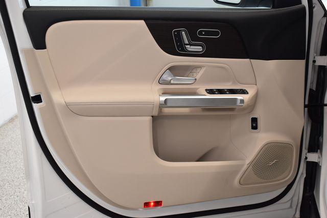 2026 Mercedes-Benz GLB 4MATIC