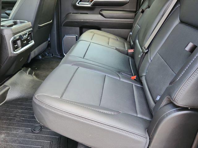 2024 GMC Sierra 2500HD 4WD Crew Cab Standard Bed Denali