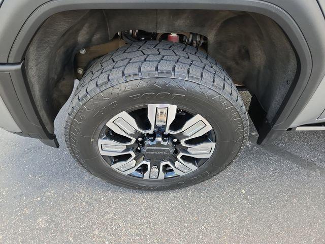 2024 GMC Sierra 2500HD 4WD Crew Cab Standard Bed Denali