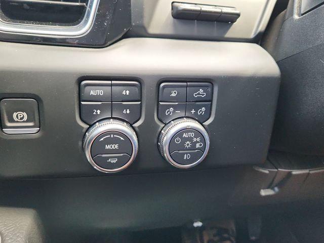 2024 GMC Sierra 2500HD 4WD Crew Cab Standard Bed Denali