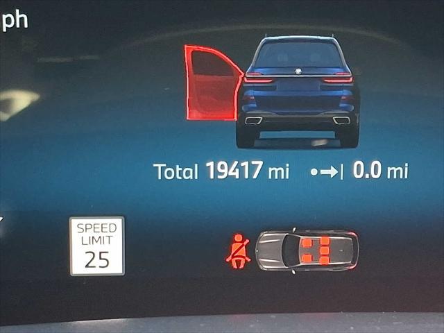 2025 BMW X7 xDrive40i