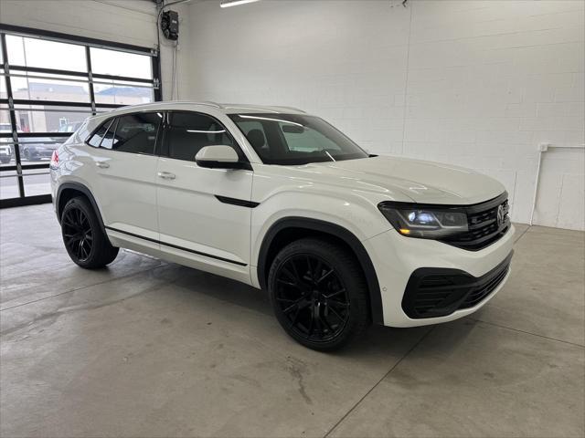 2023 Volkswagen Atlas Cross Sport 3.6L V6 SEL Premium R-Line