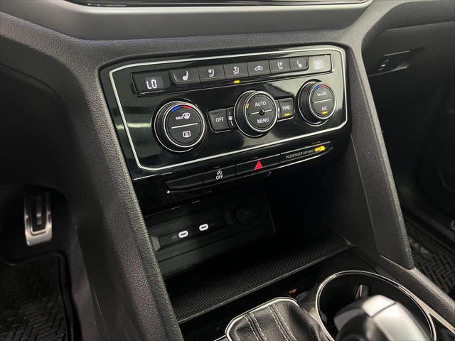 2023 Volkswagen Atlas Cross Sport 3.6L V6 SEL Premium R-Line