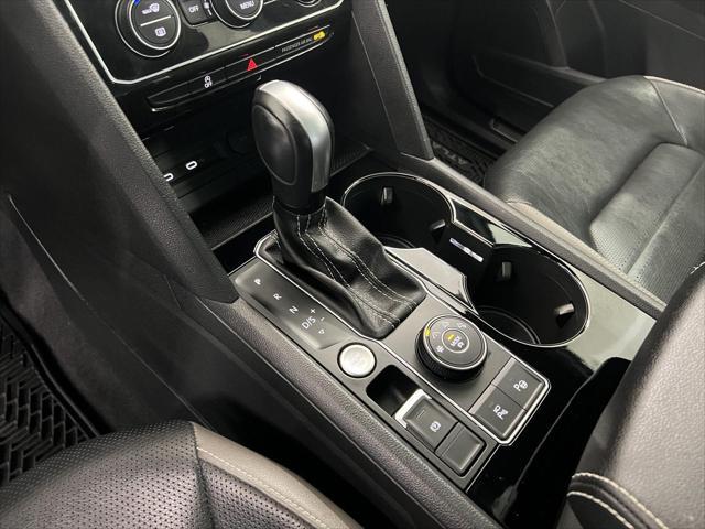 2023 Volkswagen Atlas Cross Sport 3.6L V6 SEL Premium R-Line