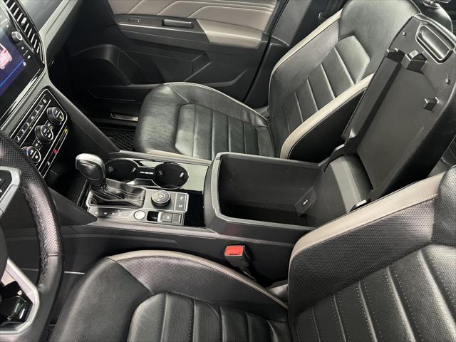 2023 Volkswagen Atlas Cross Sport 3.6L V6 SEL Premium R-Line