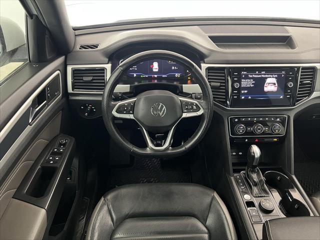 2023 Volkswagen Atlas Cross Sport 3.6L V6 SEL Premium R-Line