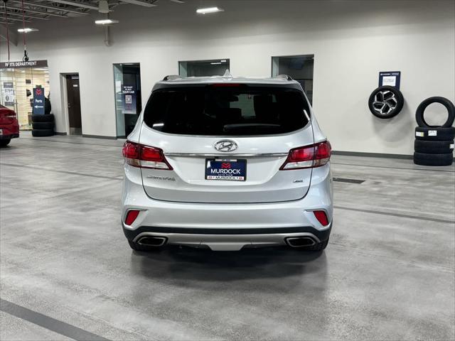 2017 Hyundai Santa Fe SE