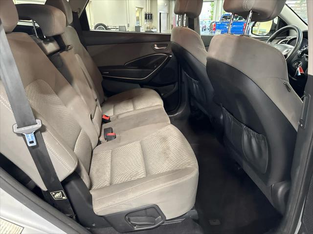 2017 Hyundai Santa Fe SE