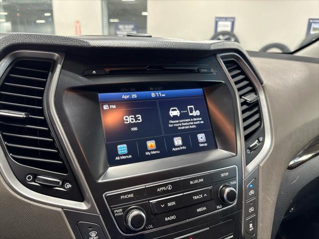 2017 Hyundai Santa Fe SE