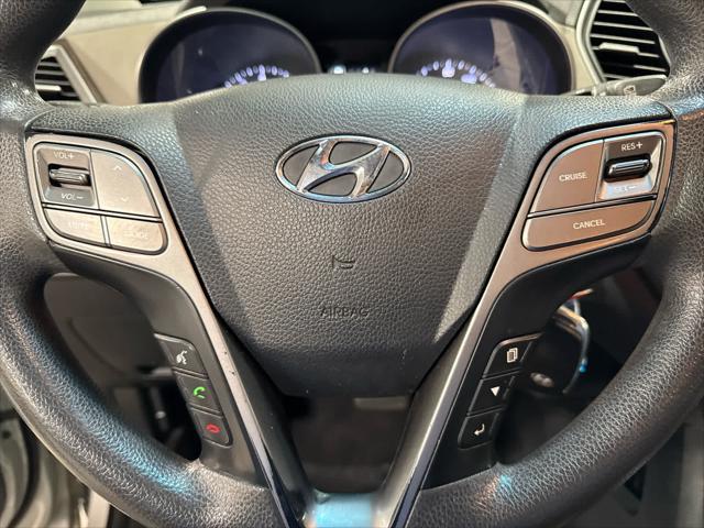 2017 Hyundai Santa Fe SE