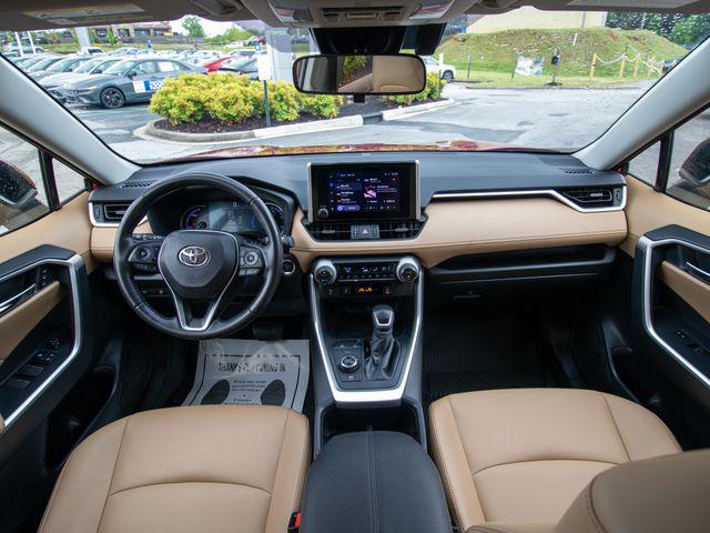 2023 Toyota RAV4 Hybrid XLE Premium