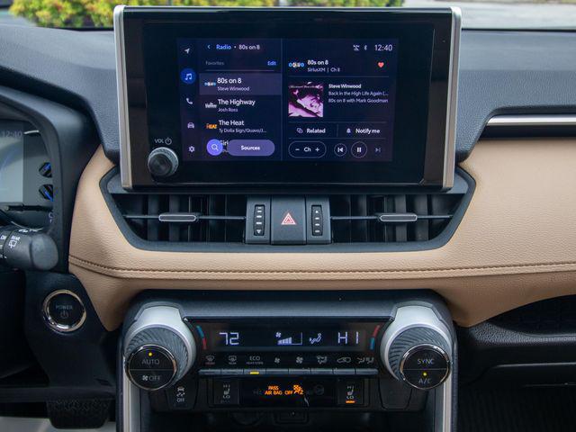 2023 Toyota RAV4 Hybrid XLE Premium