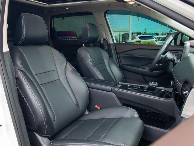 2023 Nissan Rogue SL FWD