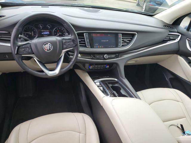 2022 Buick Enclave AWD Essence