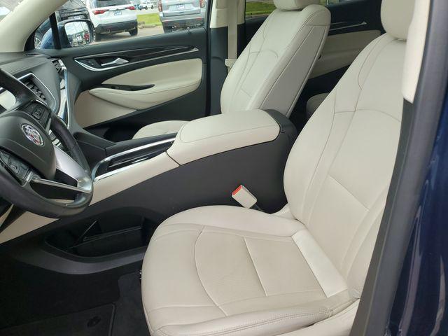 2022 Buick Enclave AWD Essence